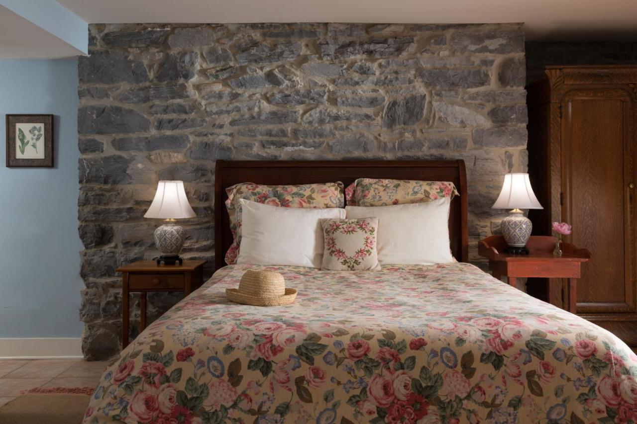 Inn And Cabins At Vaucluse Spring Stephens City Ngoại thất bức ảnh